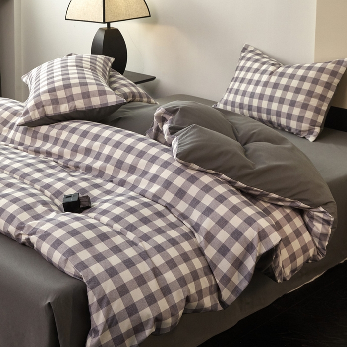 91家纺网 家纺一手货源 找家纺 雅居纺家纺 2025新款简约款全棉磨毛四件套 小格灰