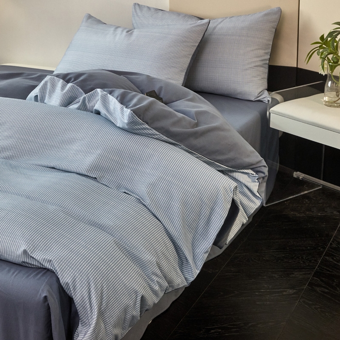 91家纺网 家纺一手货源 找家纺 雅居纺家纺 2025新款简约款全棉磨毛四件套 宁静-蓝条