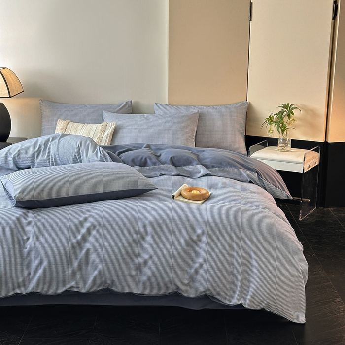 91家纺网 家纺一手货源 找家纺 雅居纺家纺 2025新款简约款全棉磨毛四件套 宁静-蓝条