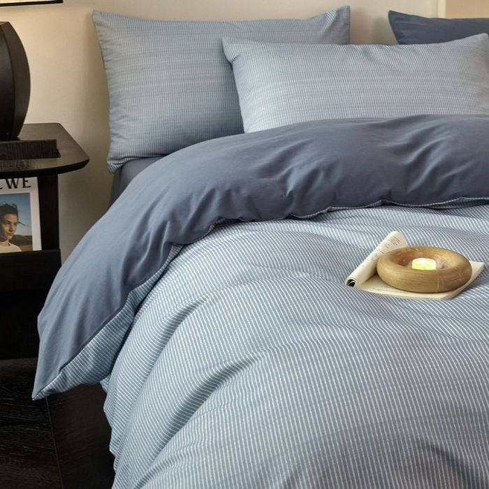 91家纺网 家纺一手货源 找家纺 雅居纺家纺 2025新款简约款全棉磨毛四件套 宁静-蓝条