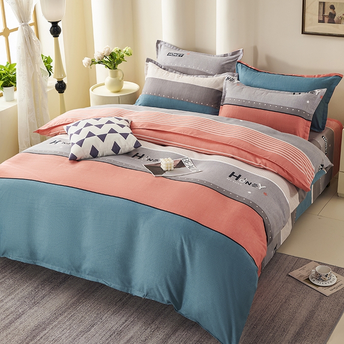 91家纺网 家纺一手货源 找家纺 鑫缘2025直播爆款印花植物羊绒加厚磨毛四件套1.2米学生三件套 彩色织语