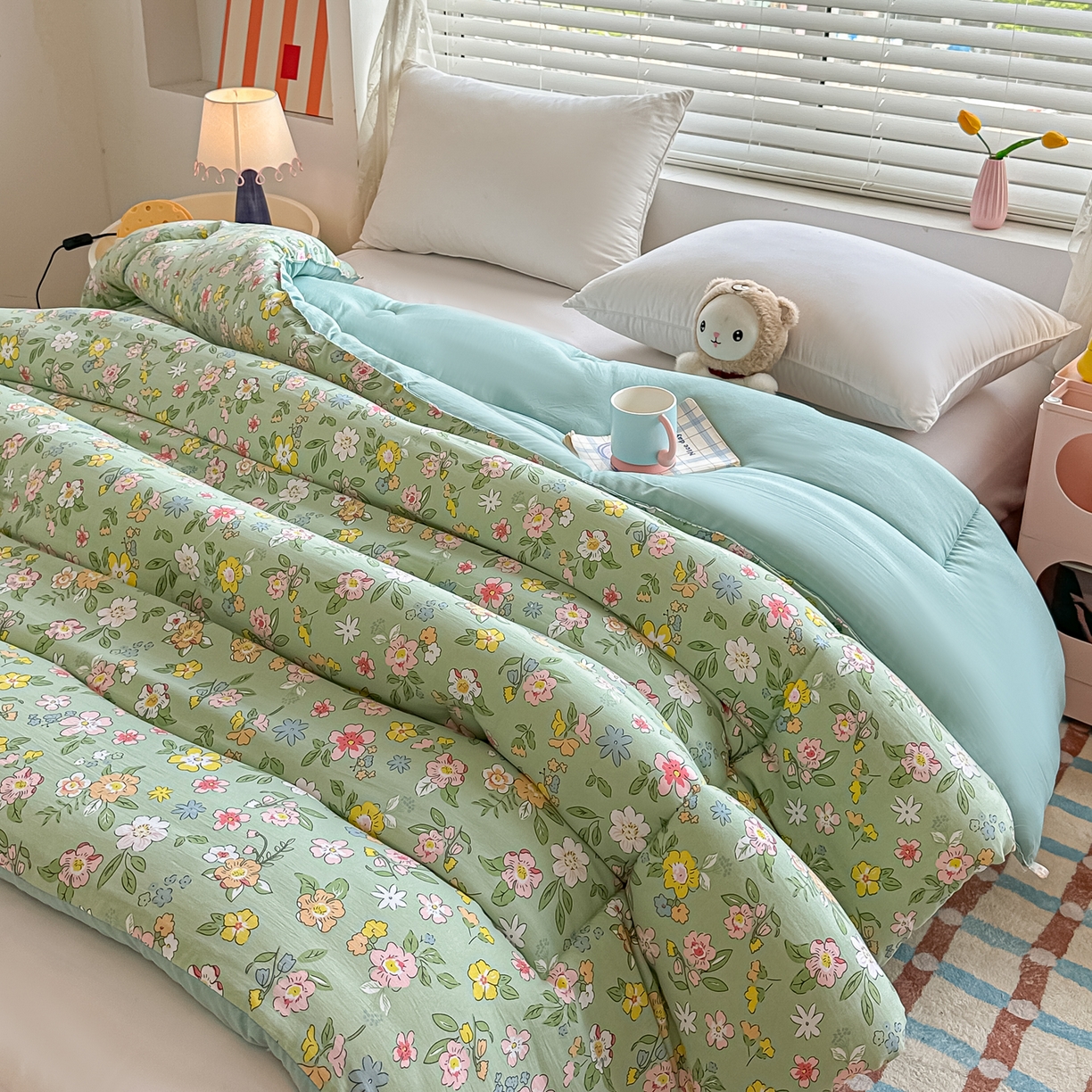 91家纺网 家纺一手货源 找家纺 好欣怡家纺 2025新款A类水洗棉冬被大豆纤维学生四季被子被芯跨境直播（提供买家秀质检报告） 花丛间
