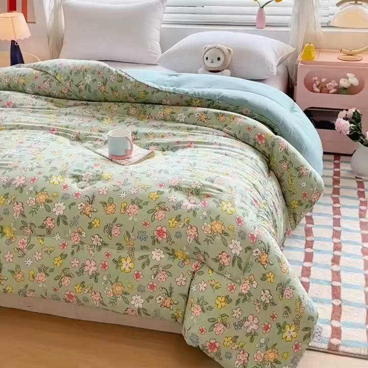 91家纺网 家纺一手货源 找家纺 好欣怡家纺 2025新款A类水洗棉冬被大豆纤维学生四季被子被芯跨境直播（提供买家秀质检报告） 花丛间