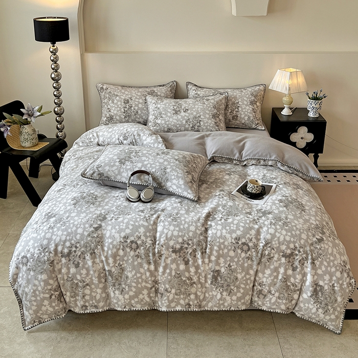 91家纺网 家纺一手货源 找家纺 （总）品乐家纺 2025秋冬新款糯米绒缇肤绒印花贝壳边四件套