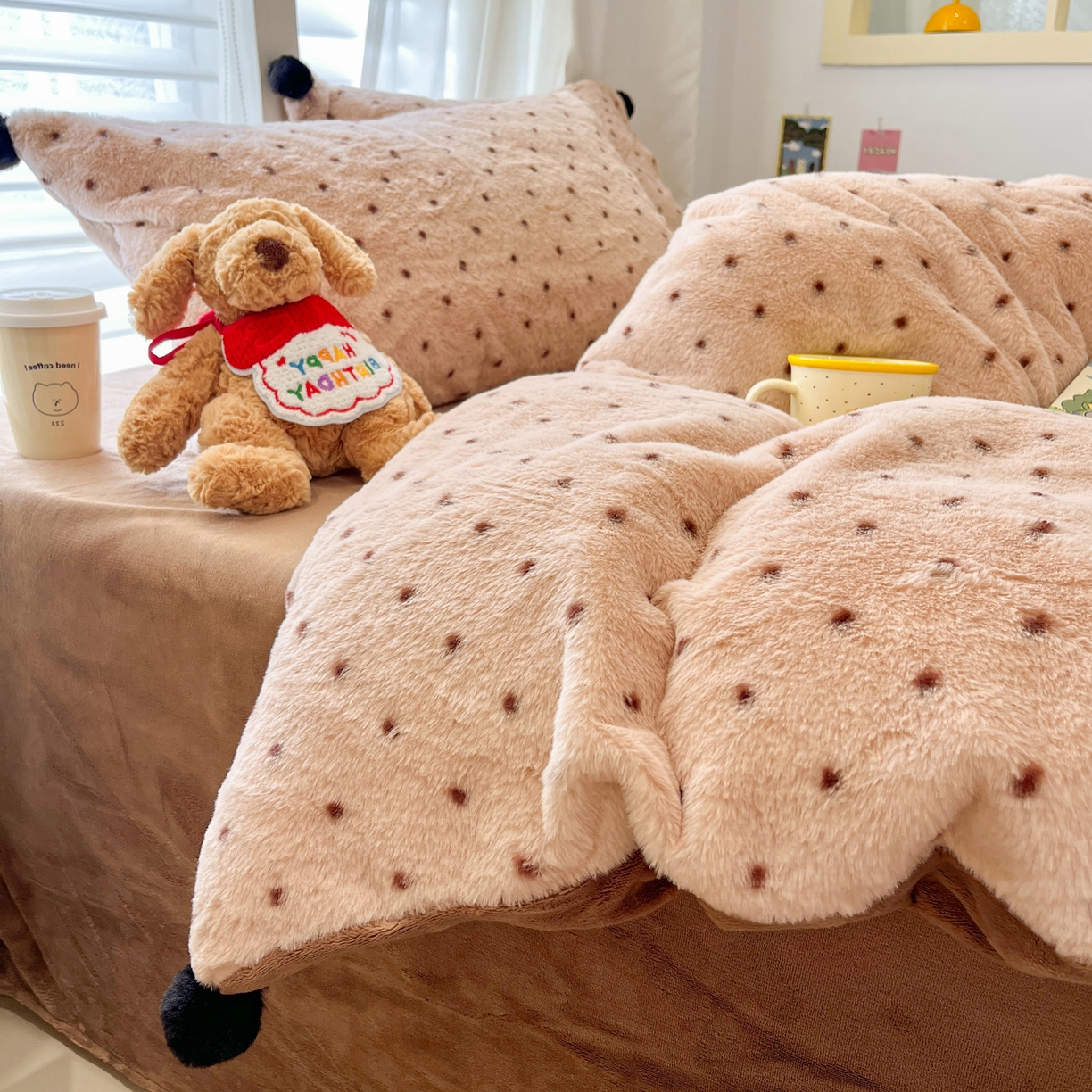 雅居纺家纺 2025新款简约兔绒球球保暖舒适四件套-波点 波点-咖