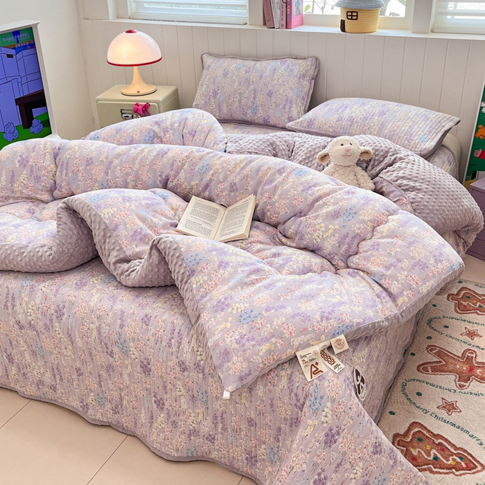 91家纺网 家纺一手货源 找家纺 铺尚美家纺 2025新款云感双层纱ins少女心可爱系加厚豆豆被床盖暖梦系列（小红书推荐） 紫藤香