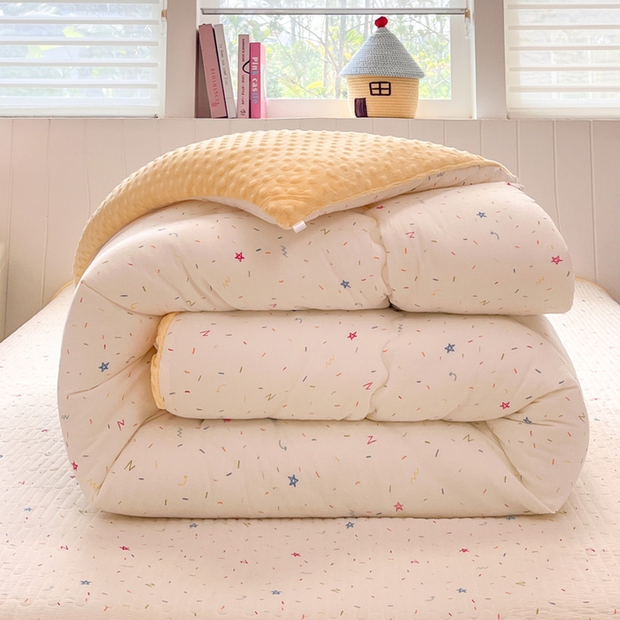 91家纺网 家纺一手货源 找家纺 铺尚美家纺 2025新款云感双层纱ins少女心可爱系加厚豆豆被床盖暖梦系列（小红书推荐） 彩带