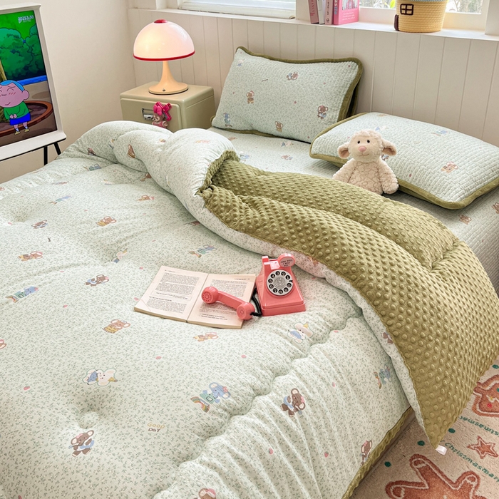 91家纺网 家纺一手货源 找家纺 铺尚美家纺 2025新款云感双层纱ins少女心可爱系加厚豆豆被床盖暖梦系列（小红书推荐） 轻松象