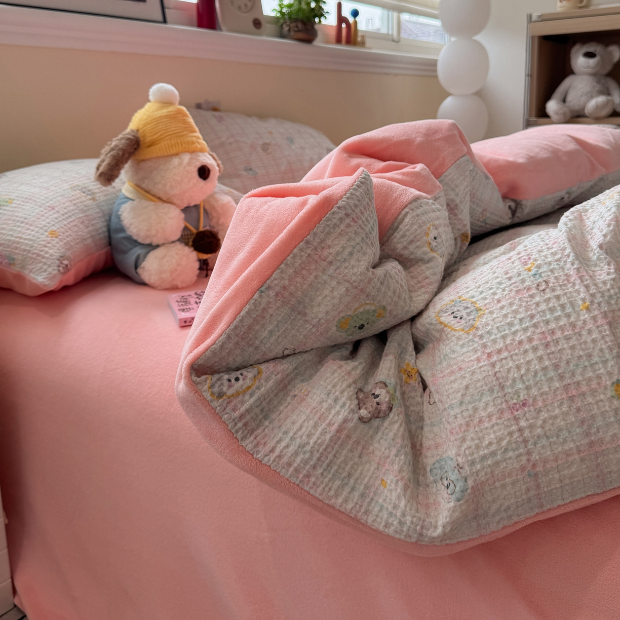 91家纺网 家纺一手货源 找家纺 雅居纺家纺 2025新款全棉华夫格+牛奶绒印花四件套 华夫格-牛奶绒 粉色小熊