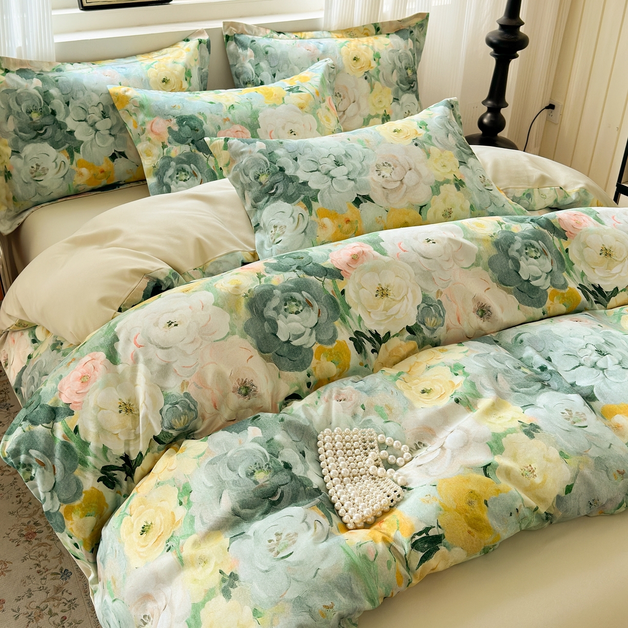 91家纺网 家纺一手货源 找家纺 典雅家纺 2025新款A类140克秋冬加厚磨毛数码印花四件套磨毛四件套 花海-抹茶绿