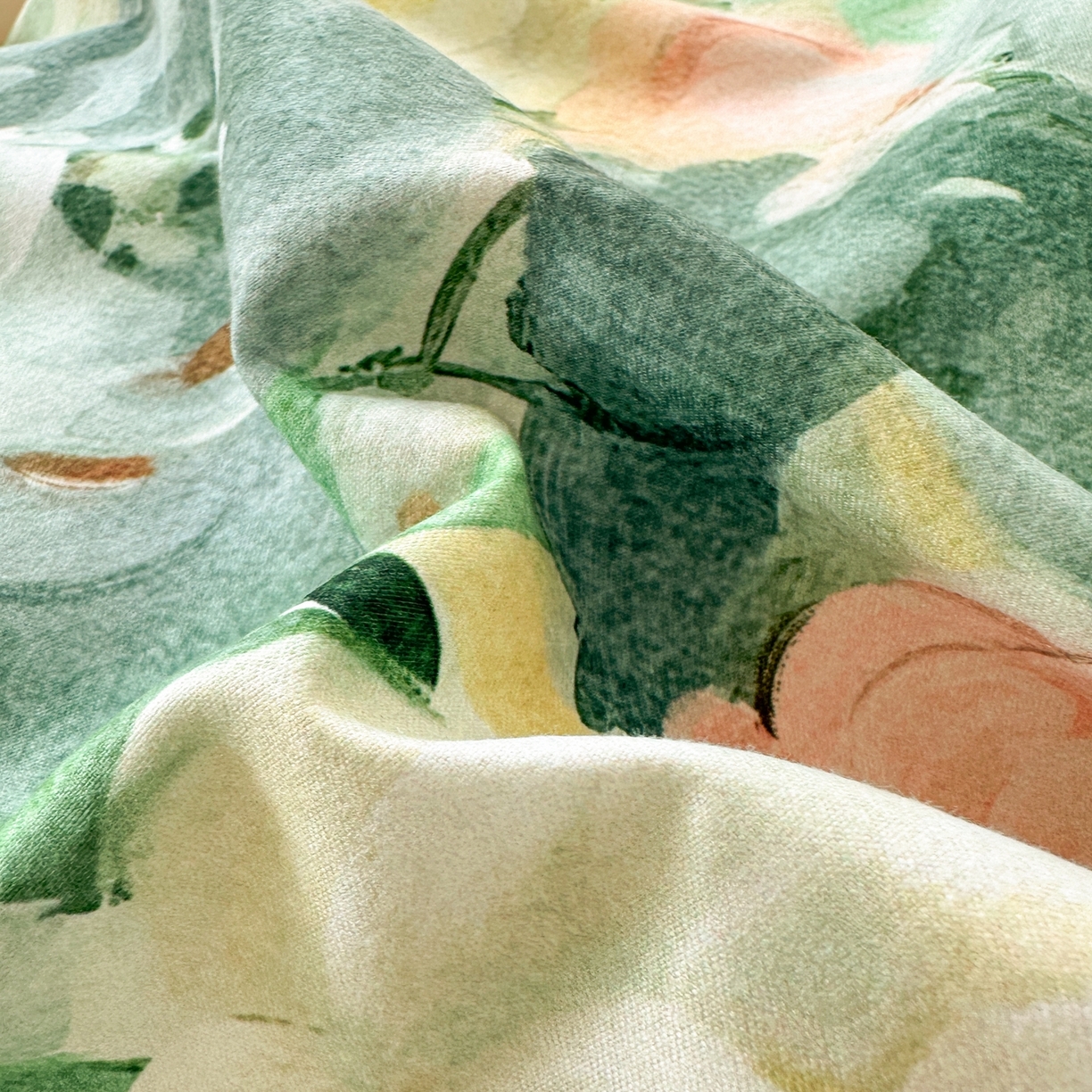 91家纺网 家纺一手货源 找家纺 典雅家纺 2025新款A类140克秋冬加厚磨毛数码印花四件套磨毛四件套 花海-抹茶绿