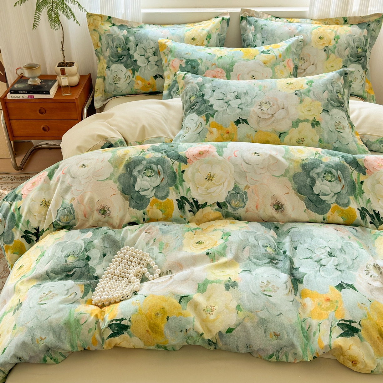 91家纺网 家纺一手货源 找家纺 典雅家纺 2025新款A类140克秋冬加厚磨毛数码印花四件套磨毛四件套 花海-抹茶绿