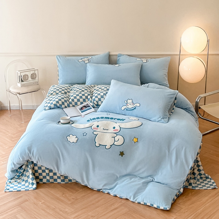 91家纺网 家纺一手货源 找家纺 雅居纺家纺 2025新款三丽鸥大版卡通毛巾绣牛奶绒四件套 玉桂狗