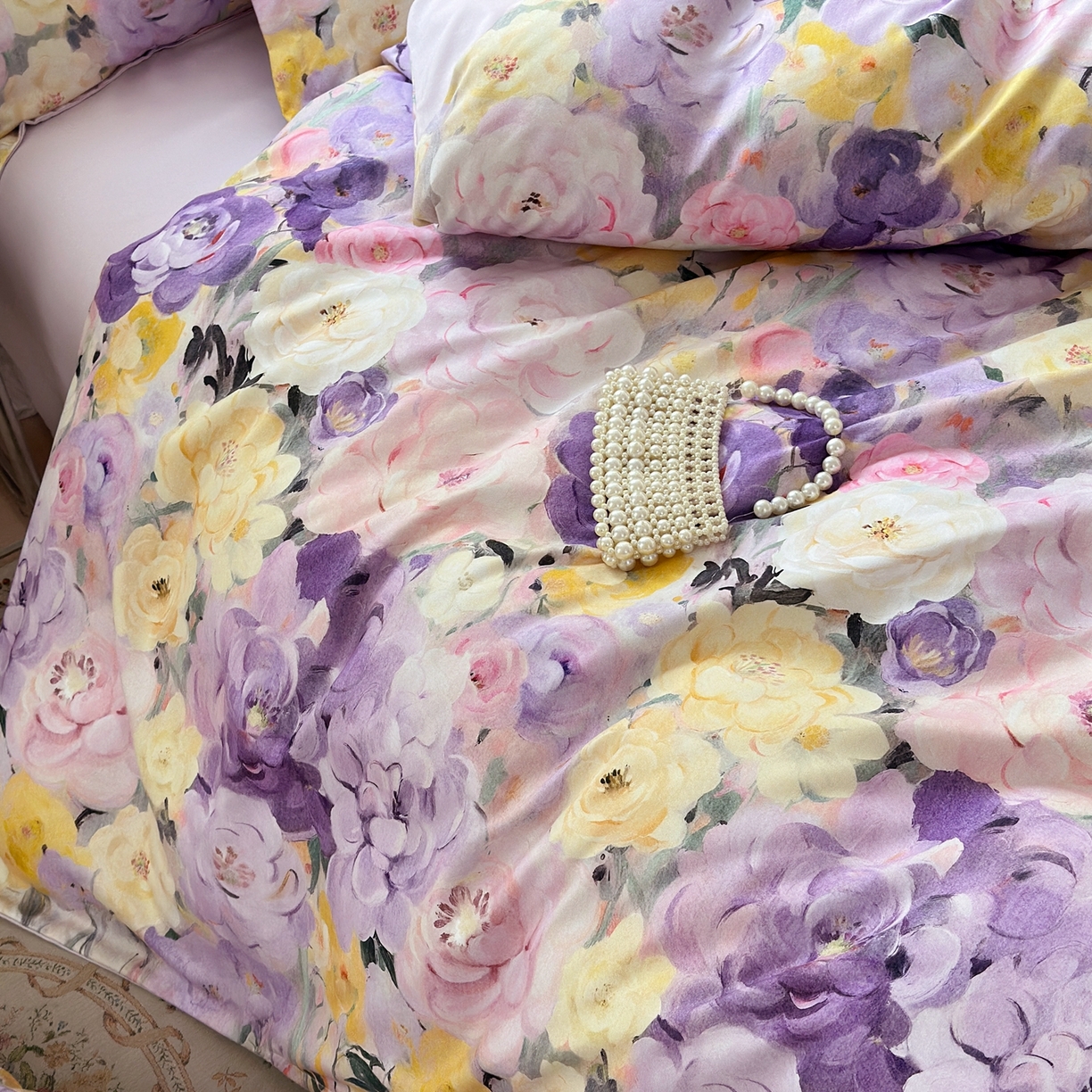 91家纺网 家纺一手货源 找家纺 典雅家纺 2025新款A类140克秋冬加厚磨毛数码印花四件套磨毛四件套 花海-熏衣紫