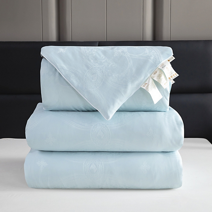 91家纺网 家纺一手货源 找家纺 （总）亿莱鑫 2025新款亲肤暖糯蛋白被子母被