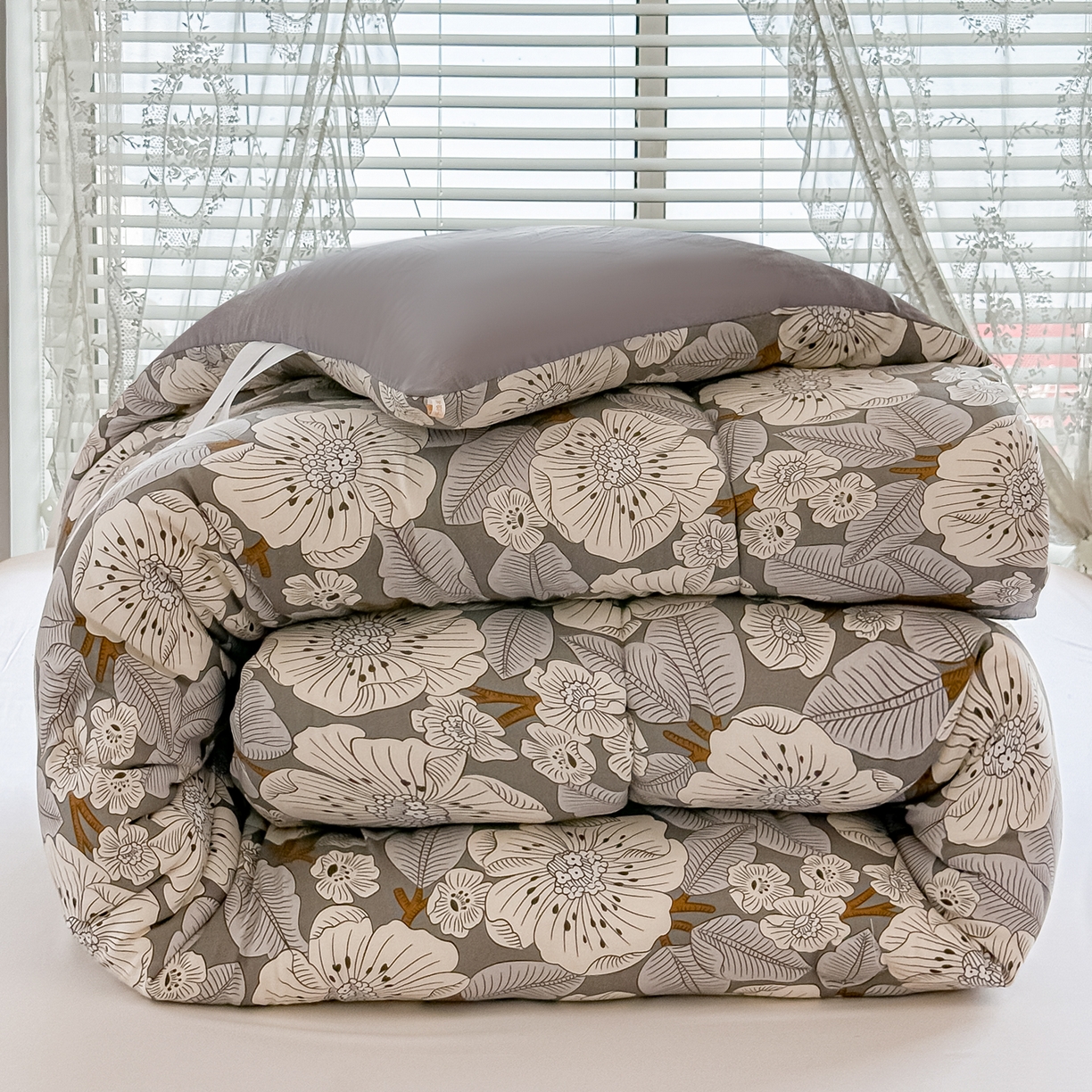 91家纺网 家纺一手货源 找家纺 好欣怡家纺 2025新款A类水洗棉冬被大豆纤维学生四季被子被芯跨境直播（提供买家秀质检报告） 花漾