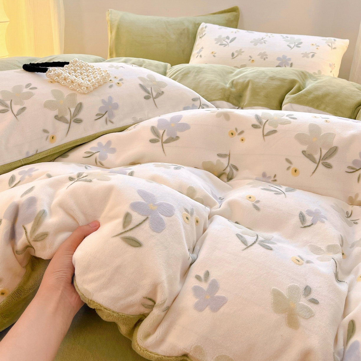 91家纺网 家纺一手货源 找家纺 如一 2025新款3D雕花绒牛奶绒四件套第二批 芳菲-绿