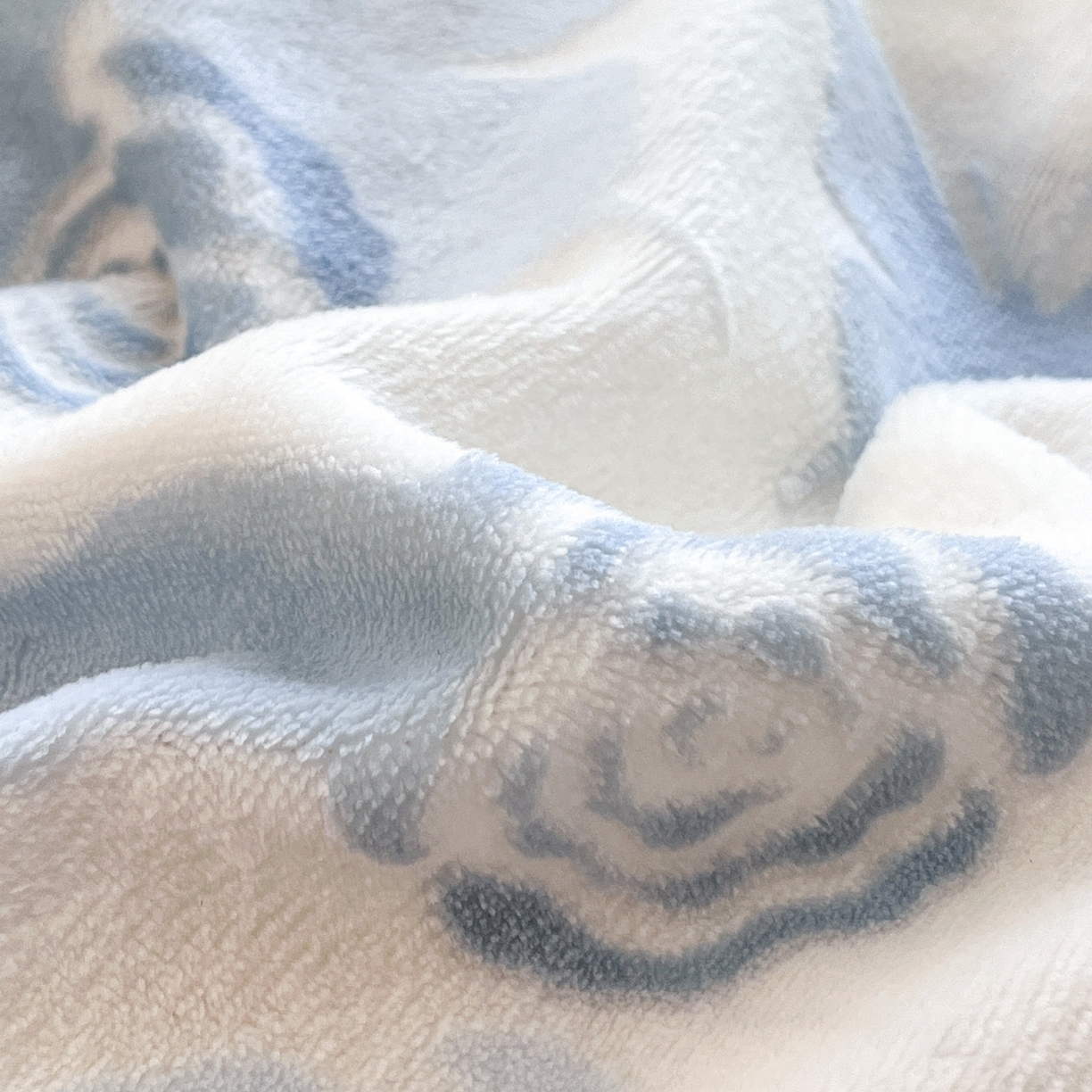 91家纺网 家纺一手货源 找家纺 如一 2025新款3D雕花绒牛奶绒四件套第二批 蝴蝶-天蓝