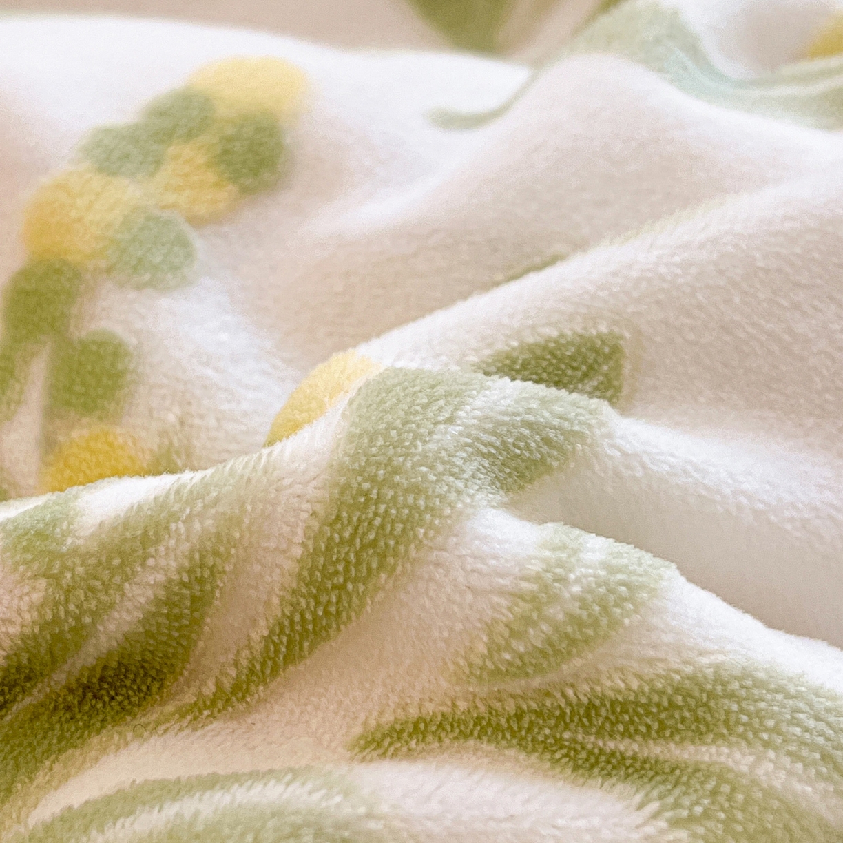 91家纺网 家纺一手货源 找家纺 如一 2025新款3D雕花绒牛奶绒四件套第二批 幽兰-绿