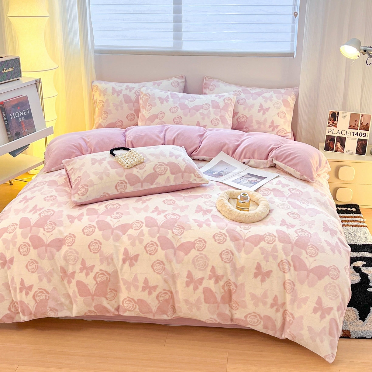 91家纺网 家纺一手货源 找家纺 如一 2025新款3D雕花绒牛奶绒四件套第二批 蝴蝶-豆沙