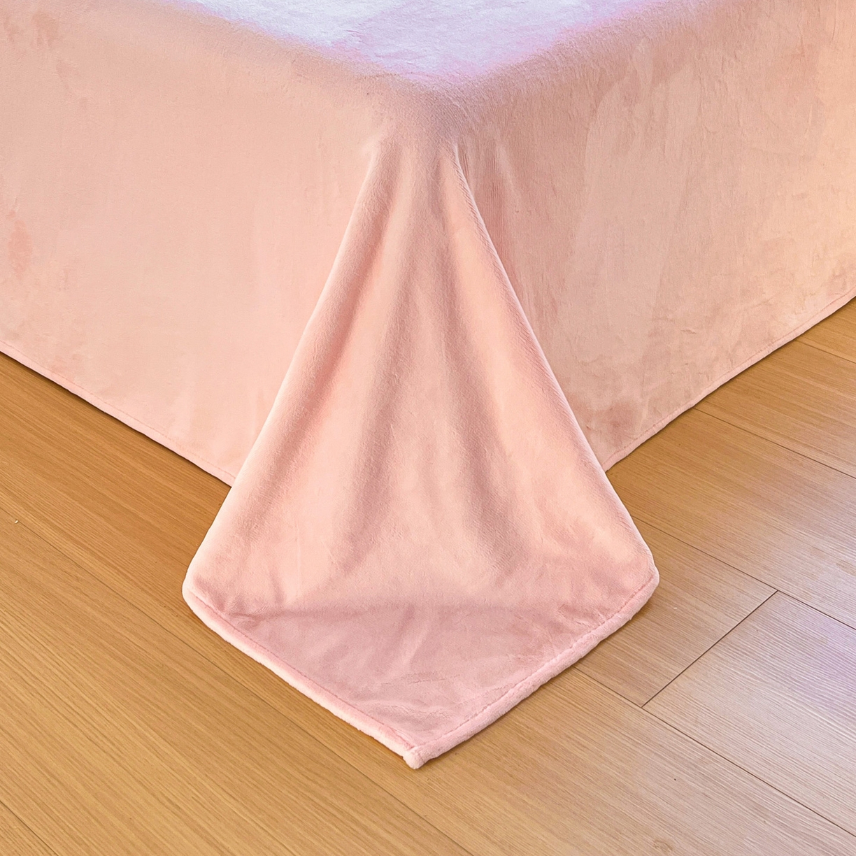 91家纺网 家纺一手货源 找家纺 如一 2025新款3D雕花绒牛奶绒四件套第二批 花颜-粉