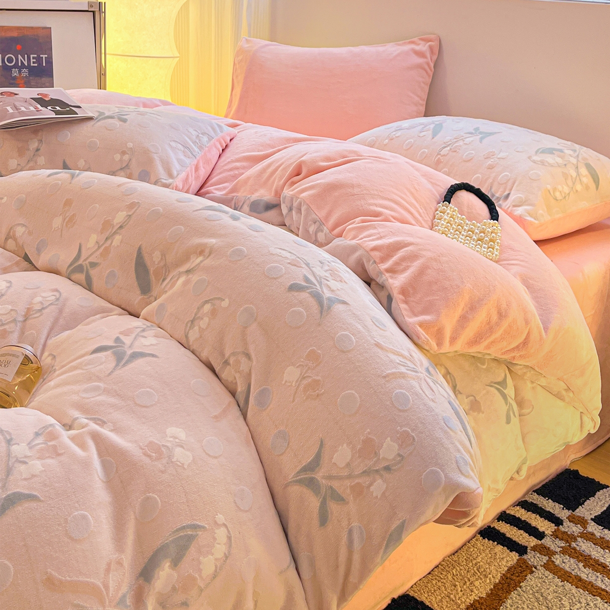 91家纺网 家纺一手货源 找家纺 如一 2025新款3D雕花绒牛奶绒四件套第二批 花颜-粉