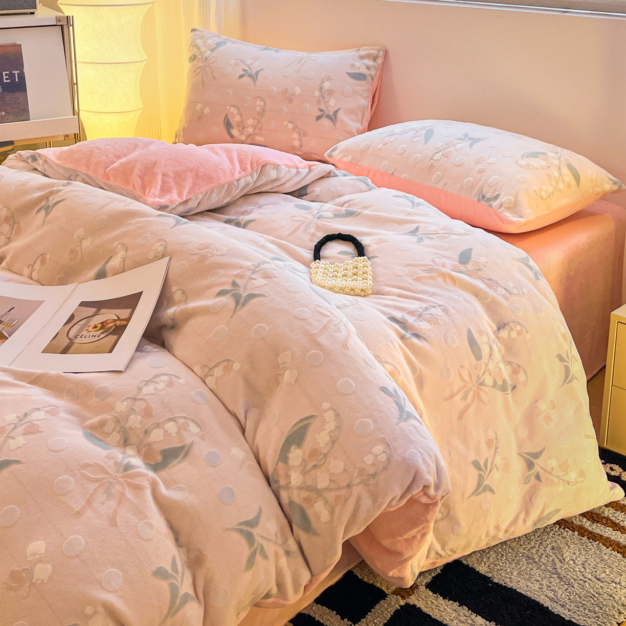 91家纺网 家纺一手货源 找家纺 如一 2025新款3D雕花绒牛奶绒四件套第二批 花颜-粉