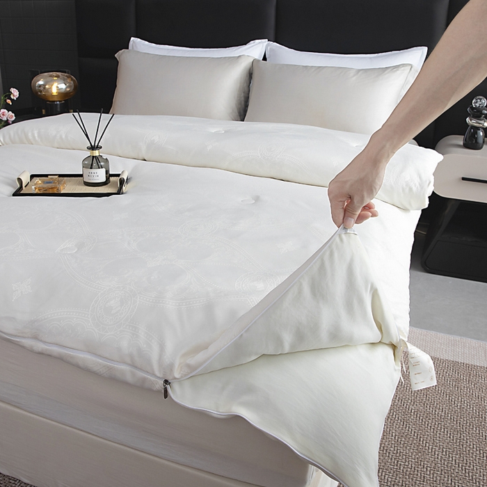 91家纺网 家纺一手货源 找家纺 （总）亿莱鑫 2025新款亲肤暖糯蛋白被子母被