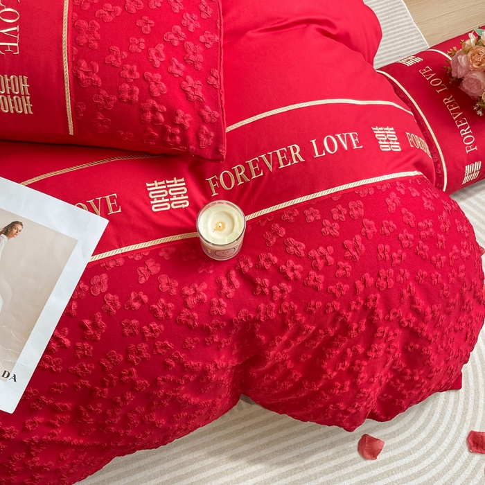 91家纺网 家纺一手货源 找家纺 花愿（原花纪） 2026新款婚庆刺绣四件套（礼盒款） 浪漫花园-红