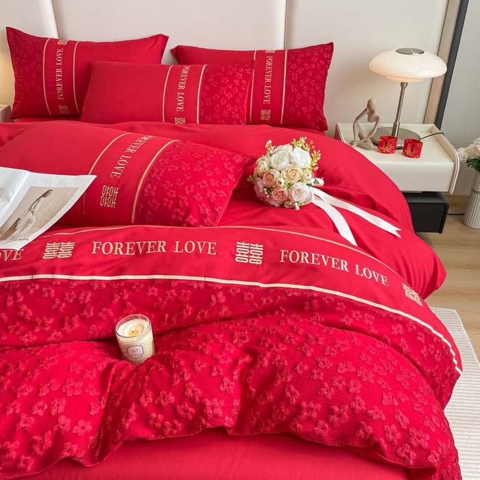 91家纺网 家纺一手货源 找家纺 花愿（原花纪） 2026新款婚庆刺绣四件套（礼盒款） 浪漫花园-红