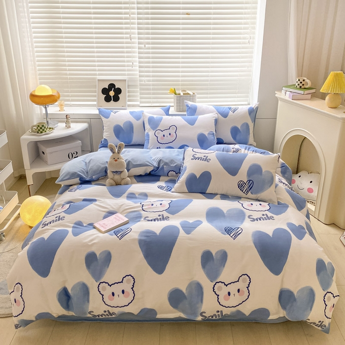 91家纺网 家纺一手货源 找家纺 晨希家居 2025A面40支全棉印花B版高克重牛奶绒棉加绒多规格套件棉加绒  蓝心小熊