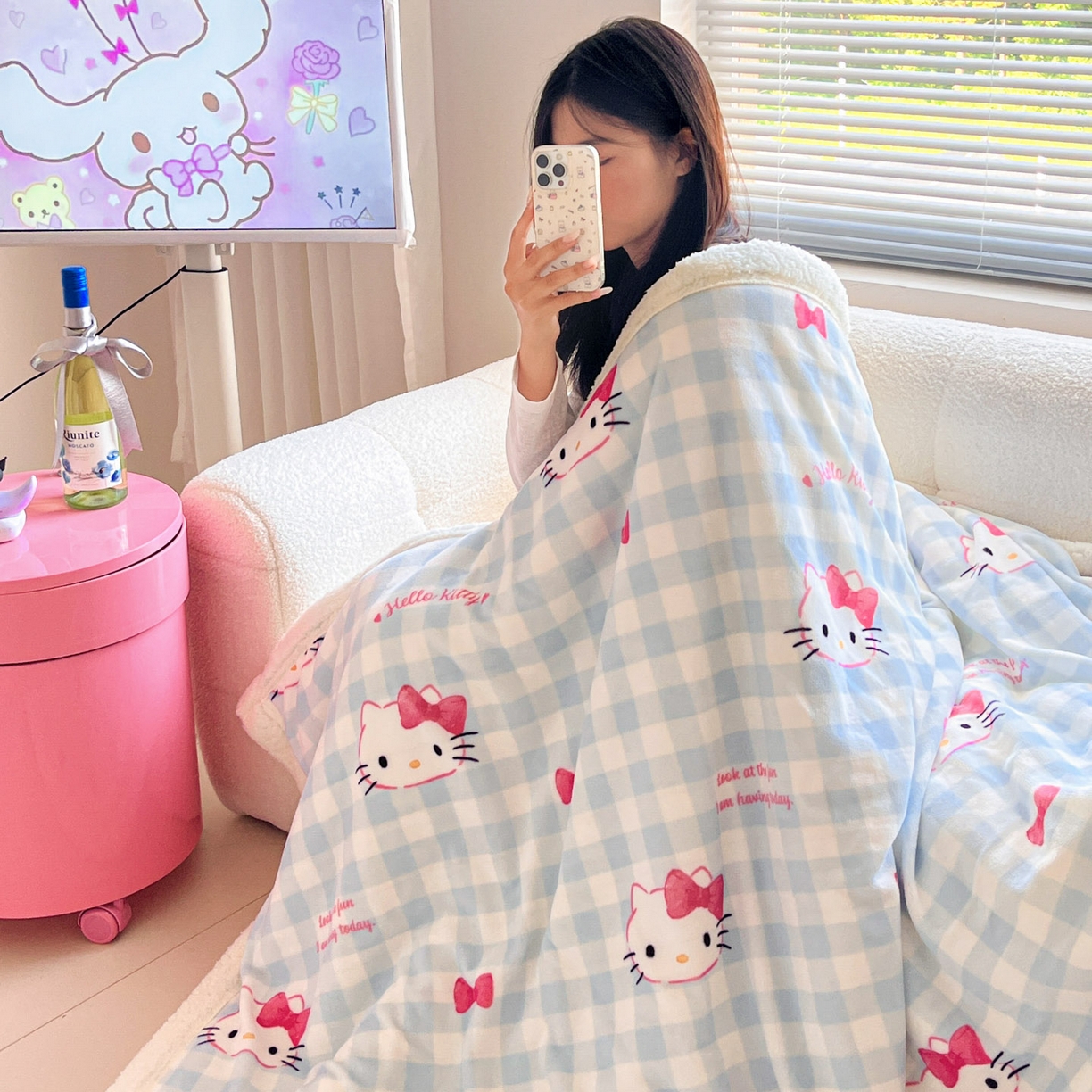 91家纺网 家纺一手货源 找家纺 暮思家居 2025新款三丽鸥正版授权少女可爱卡通加厚牛奶绒羊羔绒毛毯多功能四季毛毯 羊羔绒-乖巧KT