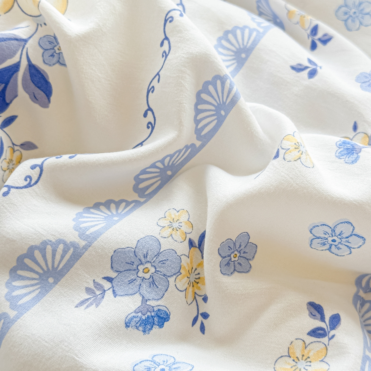 91家纺网 家纺一手货源 找家纺 好欣怡家纺 2025新款A类水洗棉冬被大豆纤维学生四季被子被芯跨境直播（提供买家秀质检报告） 铃兰花语