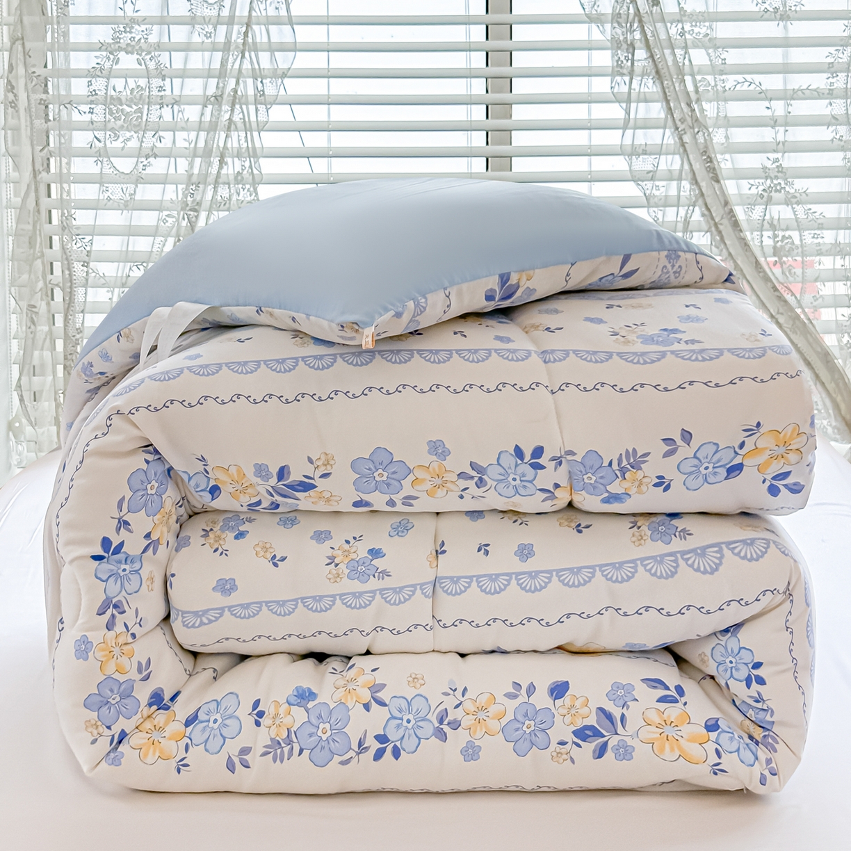 91家纺网 家纺一手货源 找家纺 好欣怡家纺 2025新款A类水洗棉冬被大豆纤维学生四季被子被芯跨境直播（提供买家秀质检报告） 铃兰花语