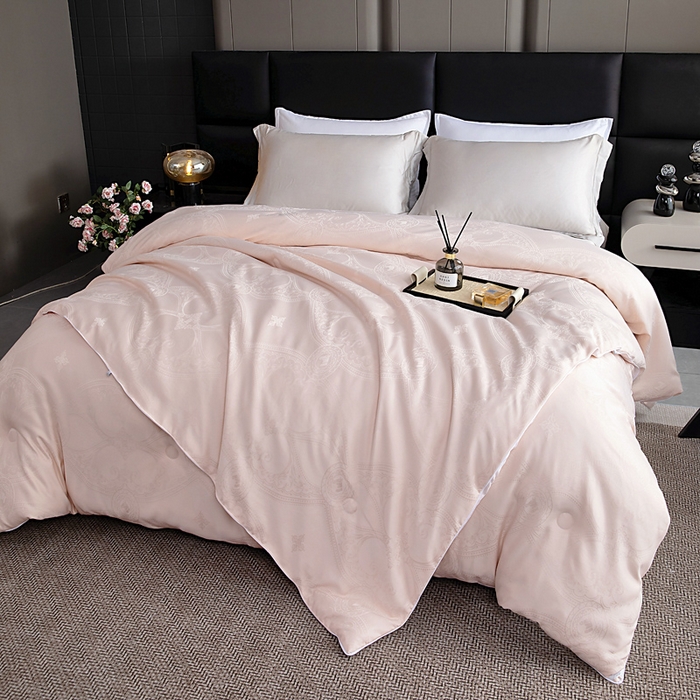 91家纺网 家纺一手货源 找家纺 亿莱鑫 2025新款亲肤暖糯蛋白被子母被 粉色