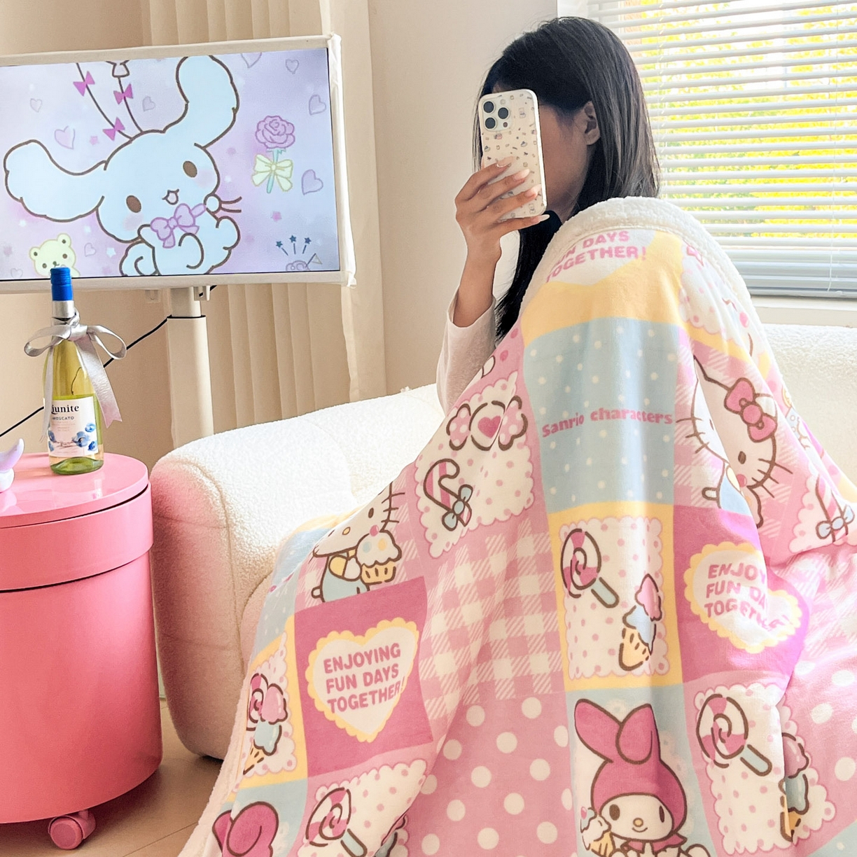 91家纺网 家纺一手货源 找家纺 暮思家居 2025新款三丽鸥正版授权少女可爱卡通加厚牛奶绒羊羔绒毛毯多功能四季毛毯 羊羔绒-KT美乐蒂