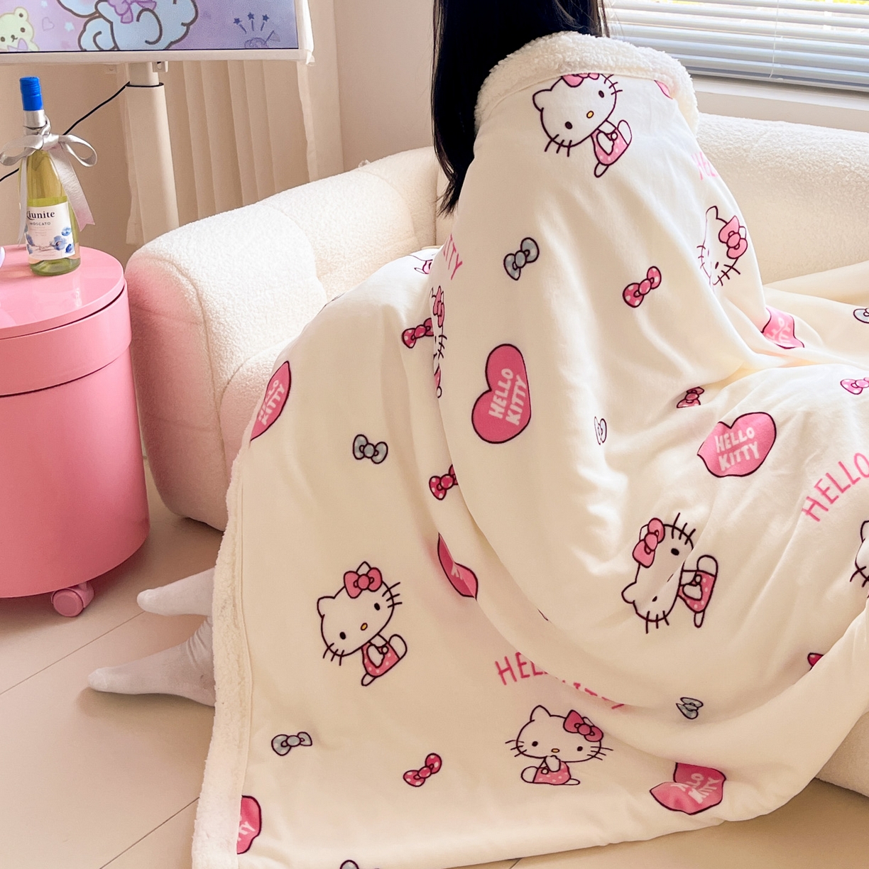 91家纺网 家纺一手货源 找家纺 暮思家居 2025新款三丽鸥正版授权少女可爱卡通加厚牛奶绒羊羔绒毛毯多功能四季毛毯 羊羔绒-蝴蝶结美乐蒂