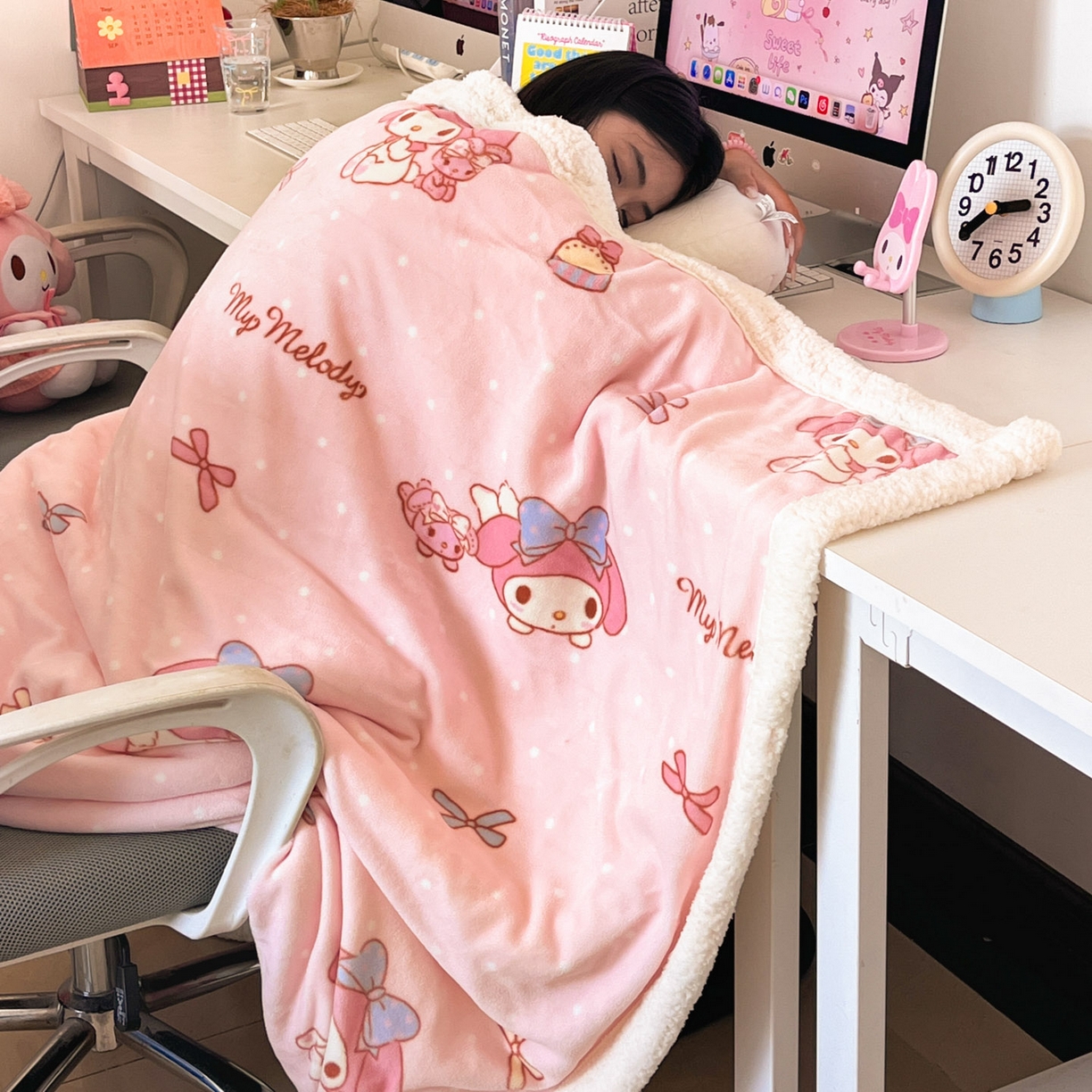 91家纺网 家纺一手货源 找家纺 暮思家居 2025新款三丽鸥正版授权少女可爱卡通加厚牛奶绒羊羔绒毛毯多功能四季毛毯 羊羔绒-蝴蝶结KT