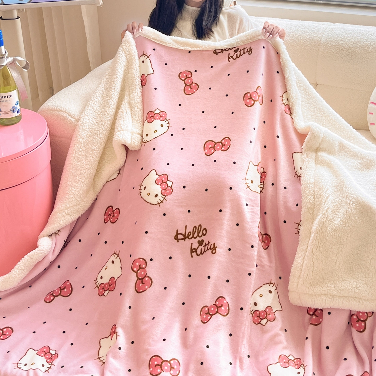 91家纺网 家纺一手货源 找家纺 暮思家居 2025新款三丽鸥正版授权少女可爱卡通加厚牛奶绒羊羔绒毛毯多功能四季毛毯 羊羔绒-可爱KT