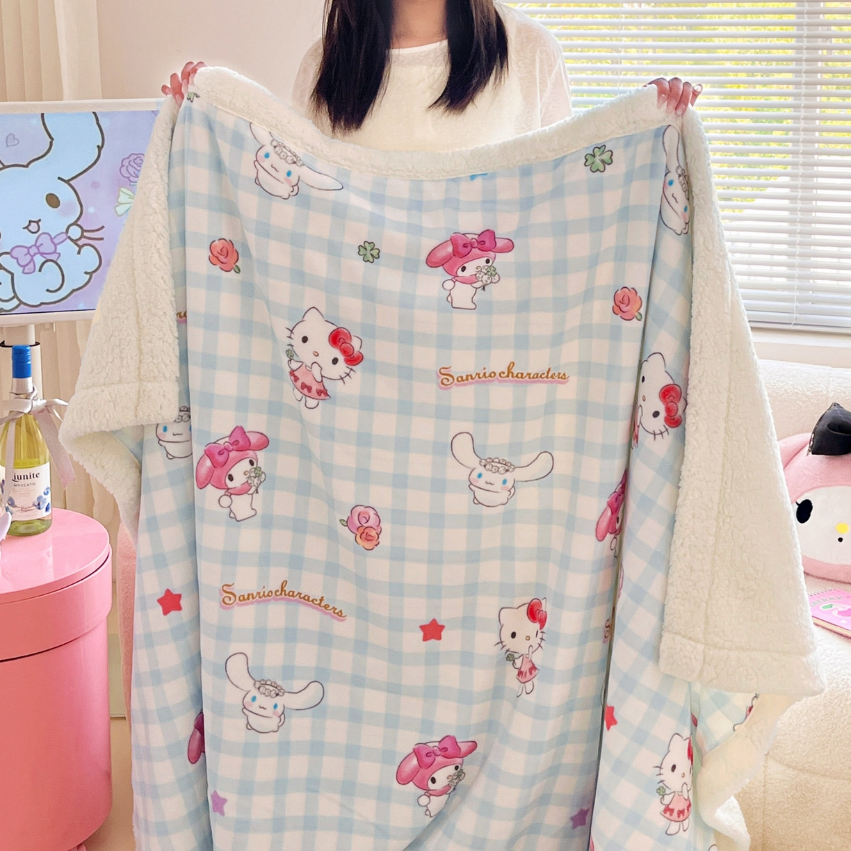 91家纺网 家纺一手货源 找家纺 暮思家居 2025新款三丽鸥正版授权少女可爱卡通加厚牛奶绒羊羔绒毛毯多功能四季毛毯 羊羔绒-三丽鸥大家族