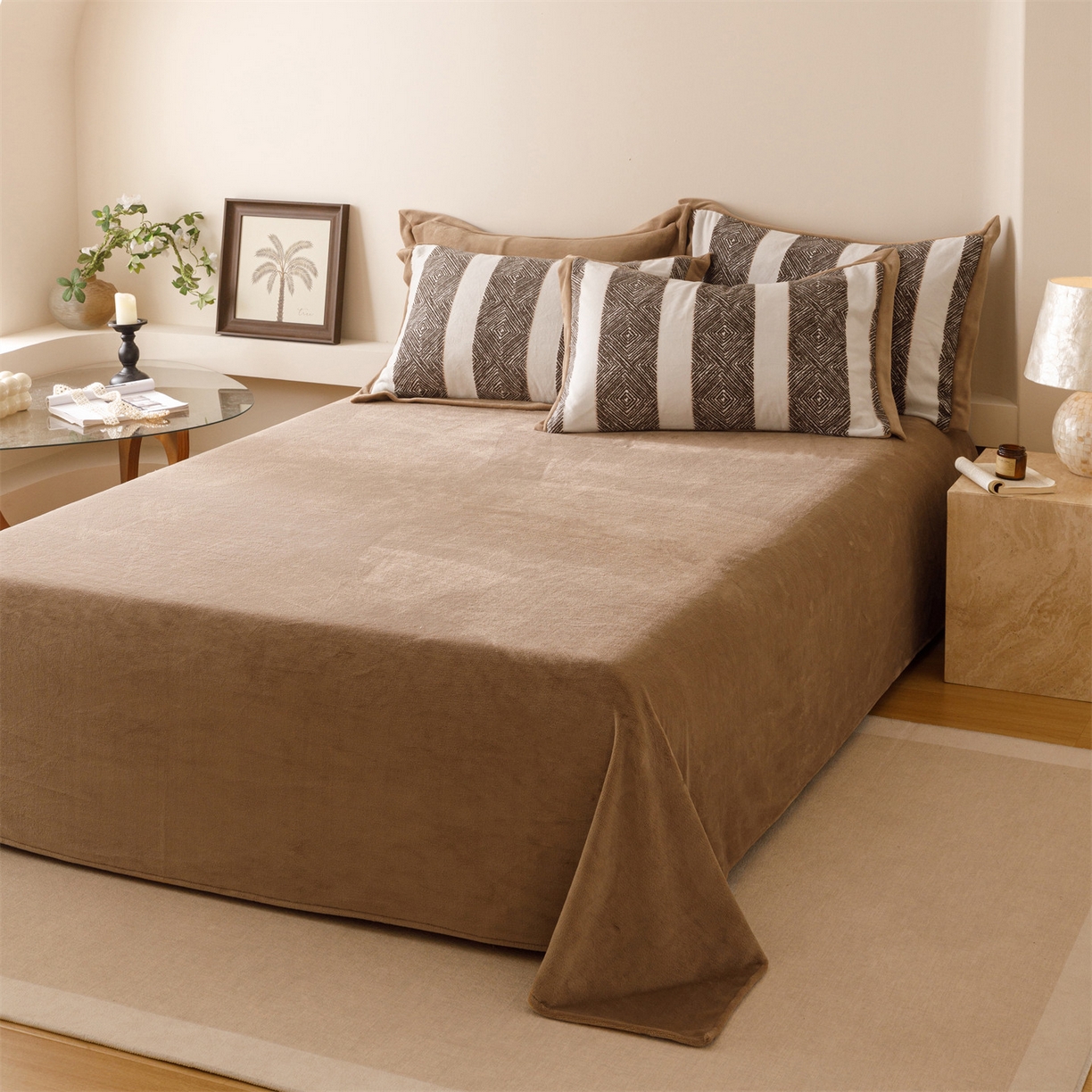 91家纺网 家纺一手货源 找家纺 恬思语家纺 2025新款亲肤舒适无印风宽边立体烂花牛奶绒四件套 条纹主义-深咖