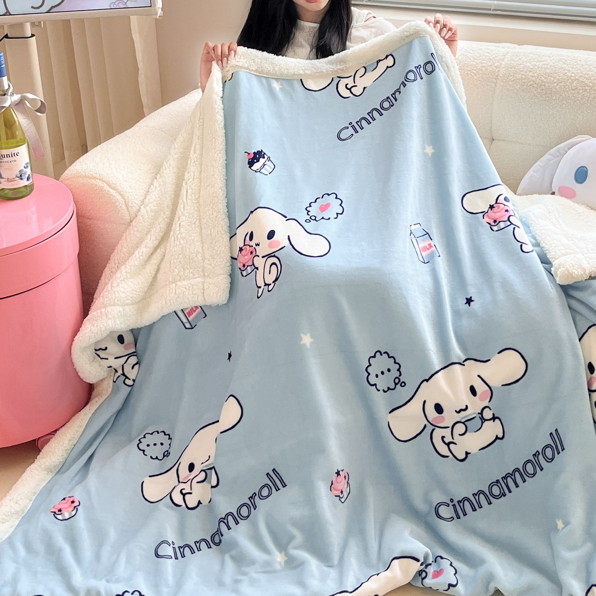 91家纺网 家纺一手货源 找家纺 暮思家居 2025新款三丽鸥正版授权少女可爱卡通加厚牛奶绒羊羔绒毛毯多功能四季毛毯 羊羔绒-甜品玉桂狗