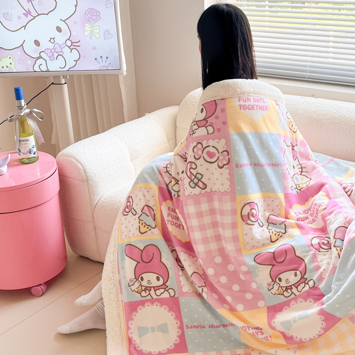 91家纺网 家纺一手货源 找家纺 暮思家居 2025新款三丽鸥正版授权少女可爱卡通加厚牛奶绒羊羔绒毛毯多功能四季毛毯 羊羔绒-KT美乐蒂