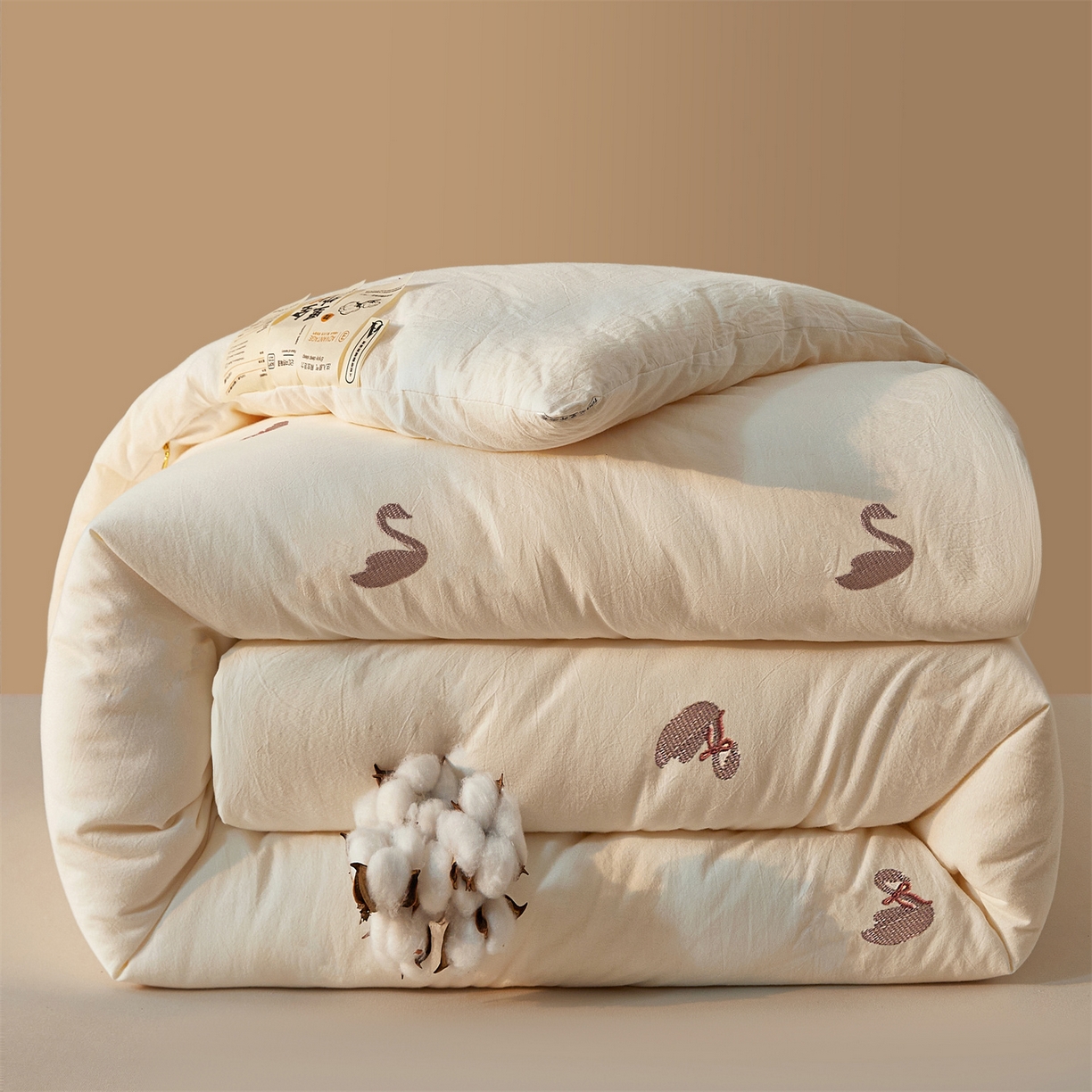 91家纺网 家纺一手货源 找家纺 创优家纺 2025新款专版绣花被全棉满绣刺绣被芯里外全棉新疆棉花被纯棉被芯被子春秋被冬被儿童被直播 里外全棉-领结天鹅