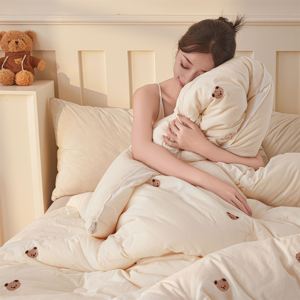 91家纺网 家纺一手货源 找家纺 创优家纺 2025新款专版绣花被全棉满绣刺绣被芯里外全棉新疆棉花被纯棉被芯被子春秋被冬被儿童被直播 里外全棉-小熊