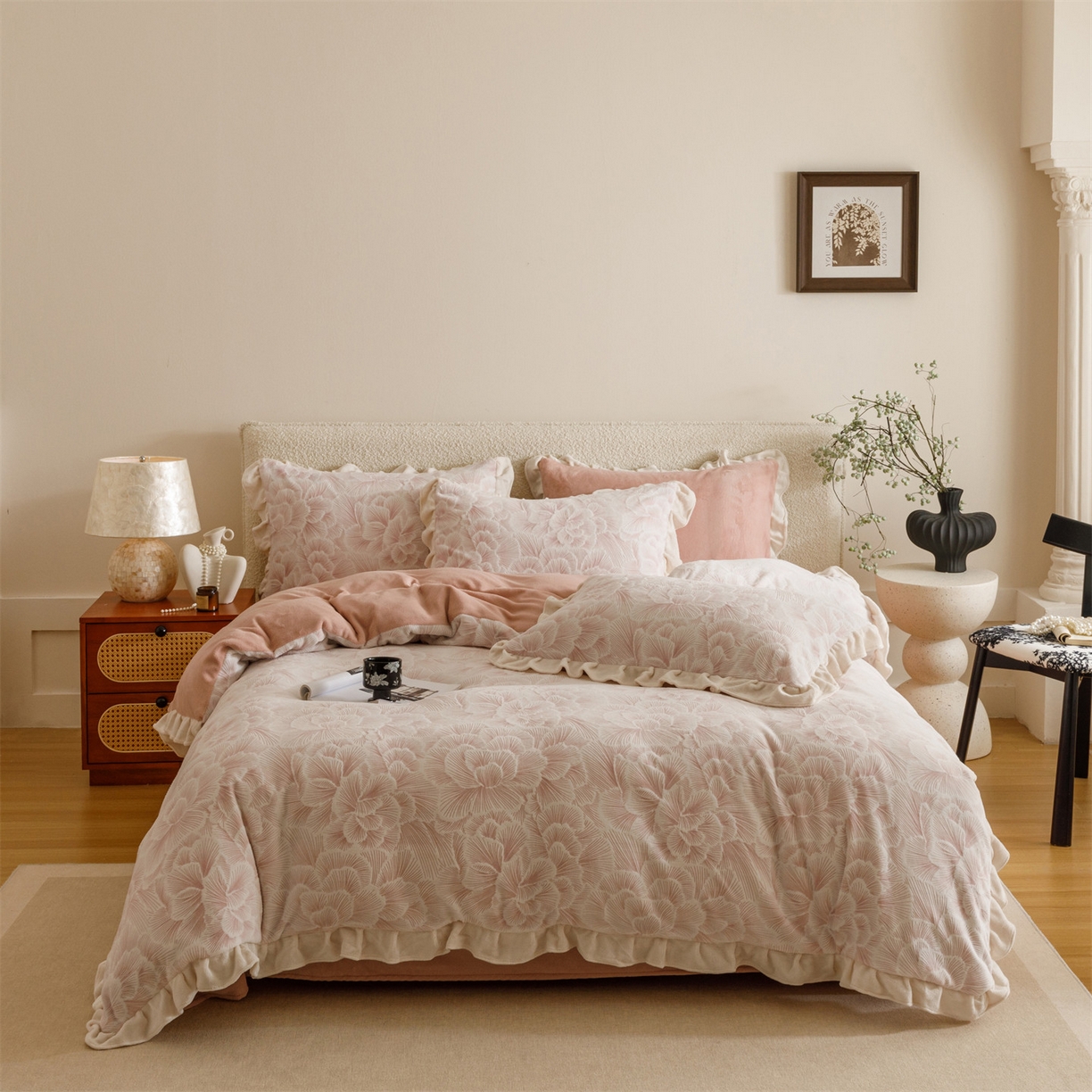 91家纺网 家纺一手货源 找家纺 （总）恬思语家纺 2025新款亲肤舒适韩风小清新花边牛奶绒四件套