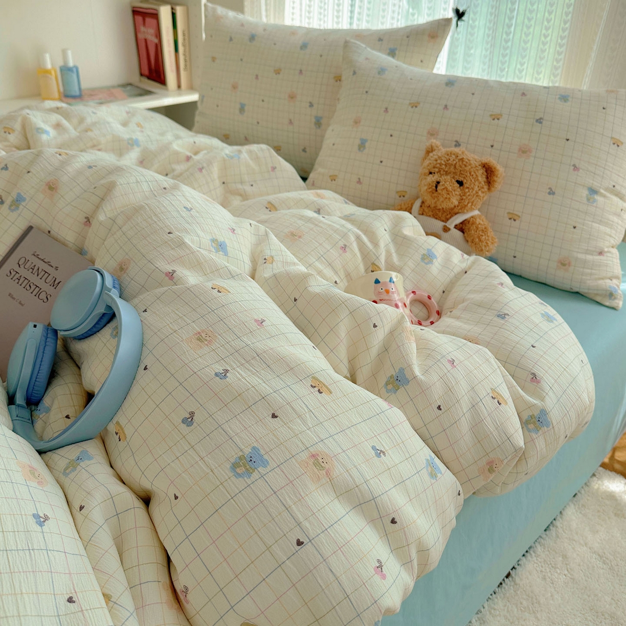 91家纺网 家纺一手货源 找家纺 金梦拉家纺 2025新款加厚皱皱纱婴儿纱四件套 奶昔小熊