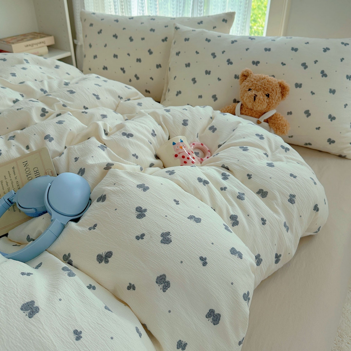 91家纺网 家纺一手货源 找家纺 金梦拉家纺 2025新款加厚皱皱纱婴儿纱四件套 蝶舞