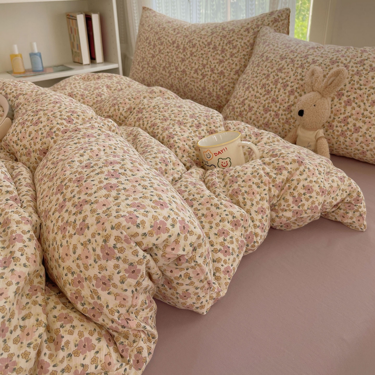 91家纺网 家纺一手货源 找家纺 金梦拉家纺 2025新款加厚皱皱纱婴儿纱四件套 海棠花颂