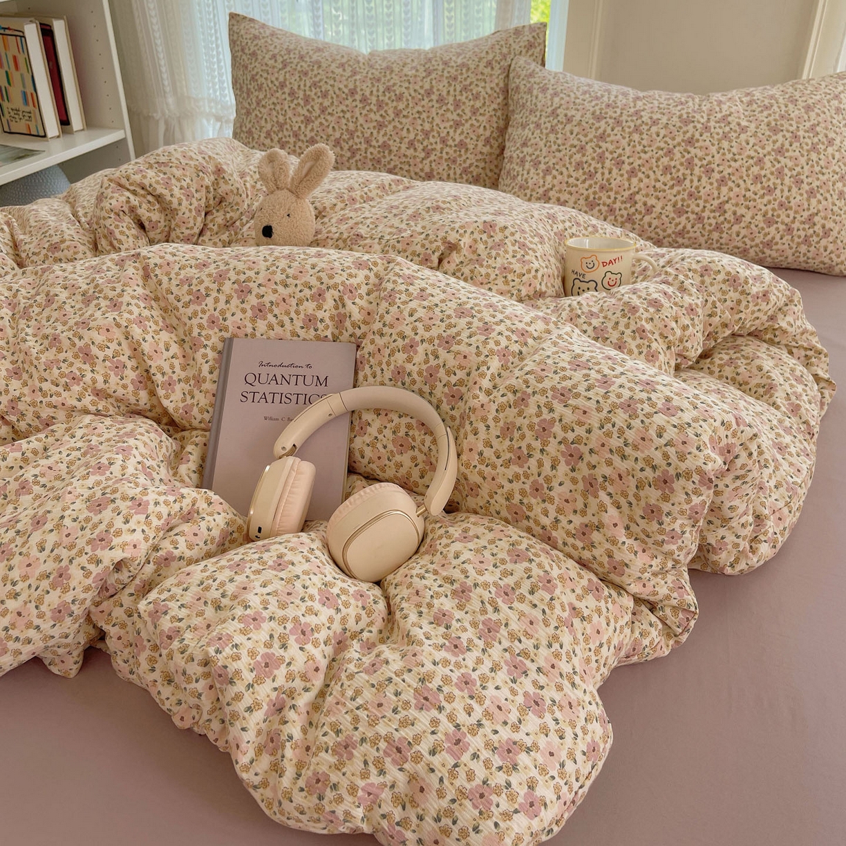 91家纺网 家纺一手货源 找家纺 金梦拉家纺 2025新款加厚皱皱纱婴儿纱四件套 海棠花颂